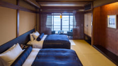 和Modern上層階ベッドルーム